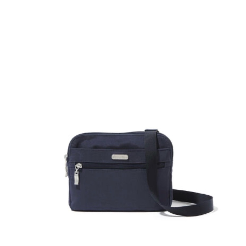 baggallini.

Double Zip Medium Crossbody